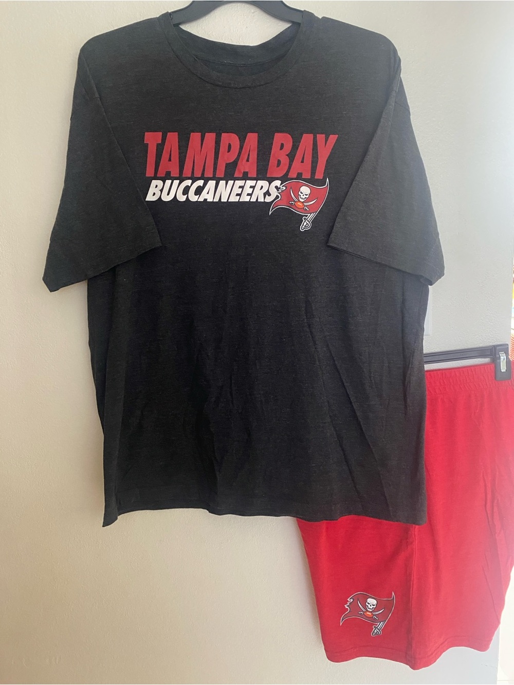 Men’s Official NFL Tampa Bay Buccaneers Shirt and Short Lounge Set